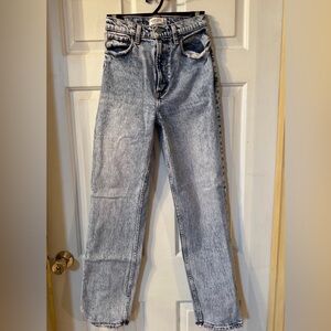 Abercrombie & Fitch '90s Straight Ultra High Rise Jeans - 25R